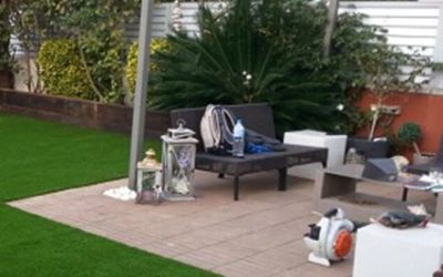 INSTALACIÓN CESPED ARTIFICIAL ULTRA EN UN JARDÍN