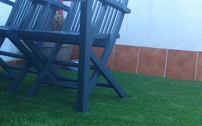 ANTES Y DESPUÉS: CESPED ARTIFICIAL EN UNA TERRAZA