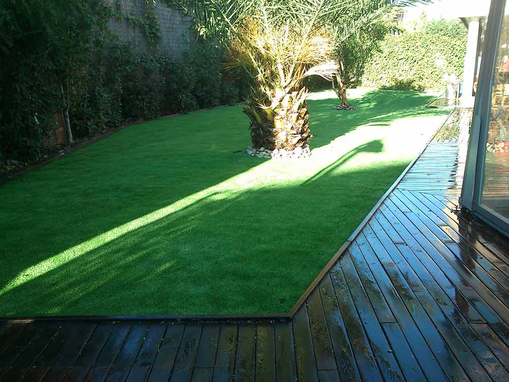 cesped artificial prado 30 y madera de ipe cesped artificial prado 30 y madera de ipe