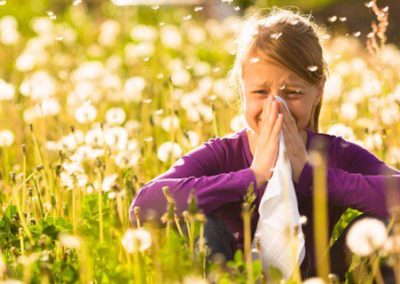 ¿Alergia al césped natural?